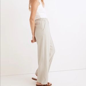 COPY - NWT Madewell Breezewoven Pull-On High-Rise Straight Pants Ashen Sage M